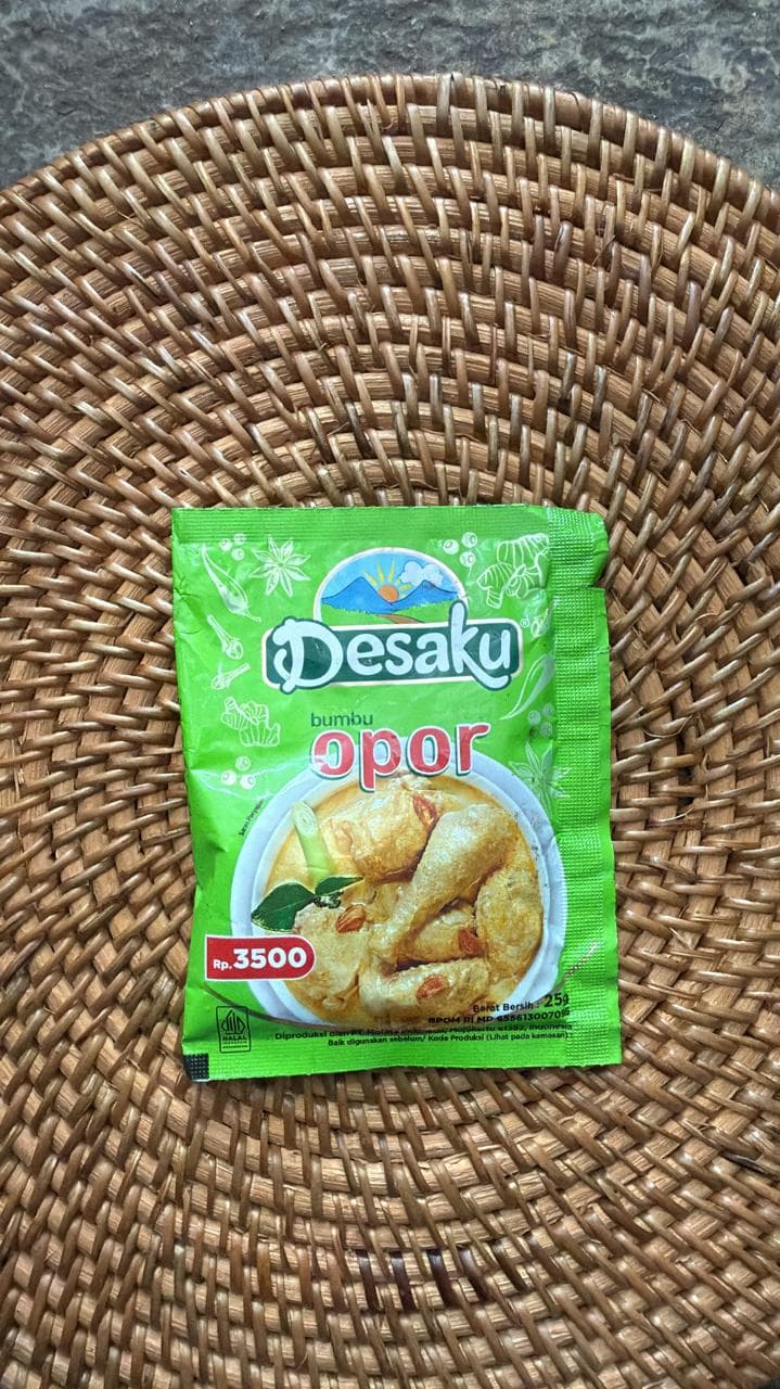 DESAKU OPOR